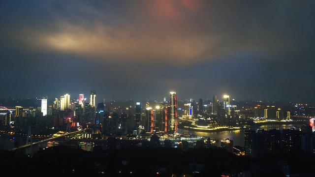 一篇重庆山城美景描述的散文-形容重庆山城的顺口溜  第1张