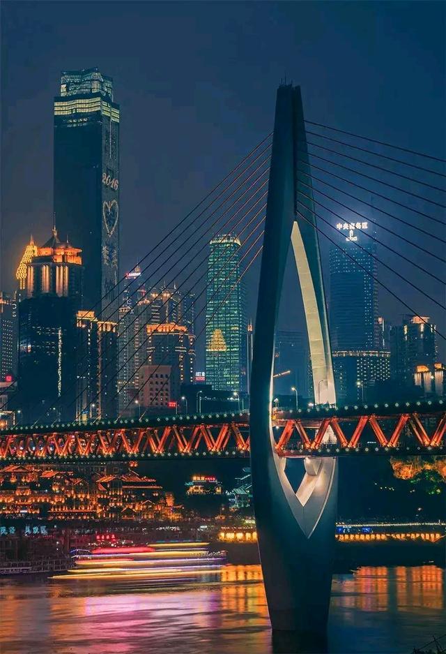 一篇重庆山城美景描述的散文-形容重庆山城的顺口溜  第4张